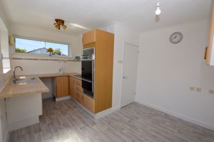 Kitchen/Diner- click for photo gallery